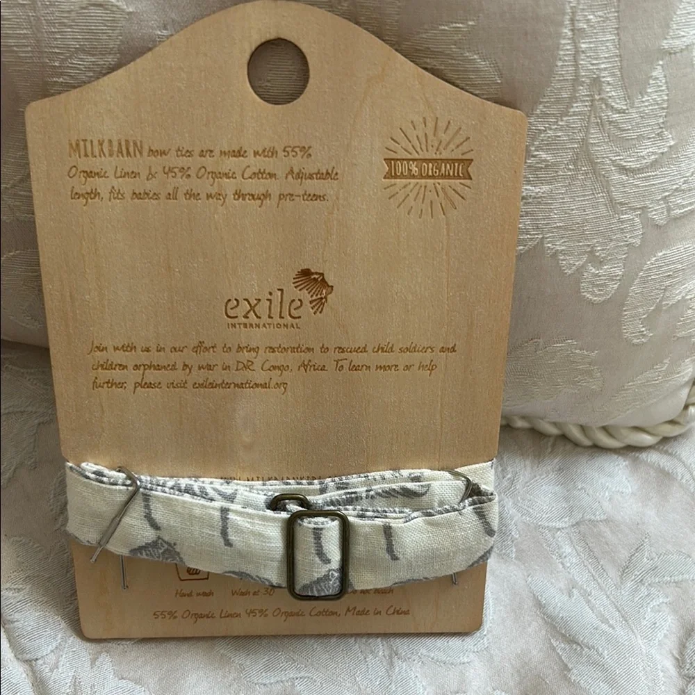 Milkbarn Kids Bow Tie in Cream and Gray